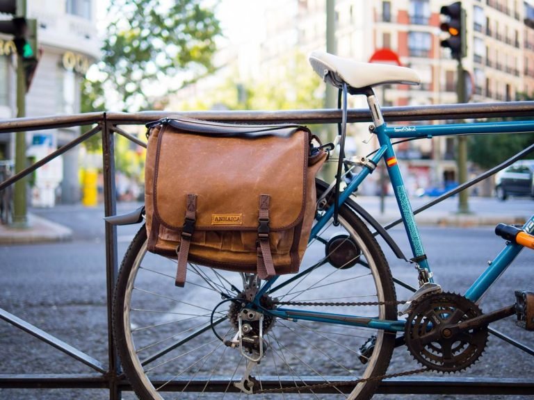 The 10 Best Messenger Bags - Bestbackpack
